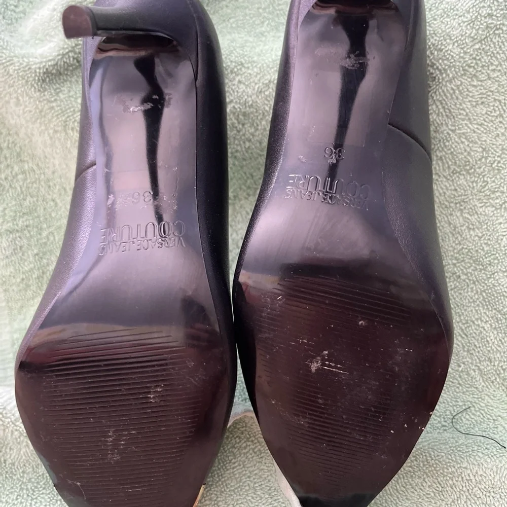 Versace Black Leather Pointed Pumps with Gold Toe Caps - Picture 8 of 11